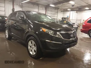 2013 Kia Sportage LX with VIN KNDPBCA20D7492102, listed as a IAAI auction lot 41675134 with 63,571 mi miles and . Bid and sale history available at carsss.com. Image 1.