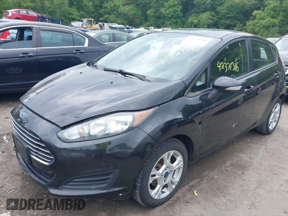 2014 Ford Fiesta SE z VIN 3FADP4EJ3EM205098, wystawiony jako IAAI lot #42371316 z przebiegiem 130 420 mil mil oraz . Historia ofert i sprzedaży dostępna na DreamBid. Obrazek 2.