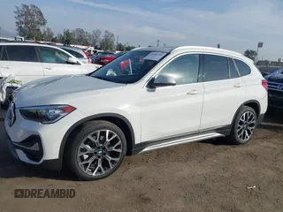 2022 BMW X1 sDrive28i with VIN WBXJG7C05N5U58988, listed as a IAAI auction lot 41466393 with 56,062 mi miles. Bid and sale history available at carsss.com. Image 14.