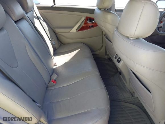 2011 Toyota Camry LE with VIN 4T1BK3EK4BU629587, listed as a IAAI auction lot 41845995 with 219,422 mi miles. Bid and sale history available at carsss.com. Image 8.