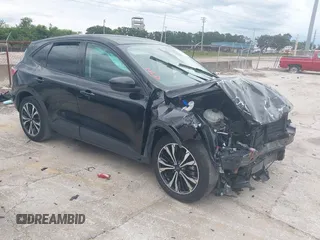 2022 Ford Escape SE z VIN 1FMCU0G64NUA91023, wystawiony jako IAAI lot #42430228 z przebiegiem 89 963 mil mil oraz . Historia ofert i sprzedaży dostępna na DreamBid. Obrazek 1.