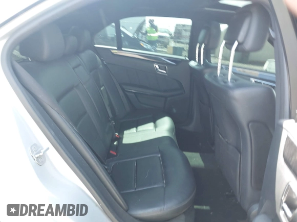 2010 Mercedes-Benz E-Class E 350 Luxury with VIN WDDHF8HB1AA112443, listed as a IAAI auction lot 42099555 with 145,255 mi miles. Bid and sale history available at carsss.com. Image 8.