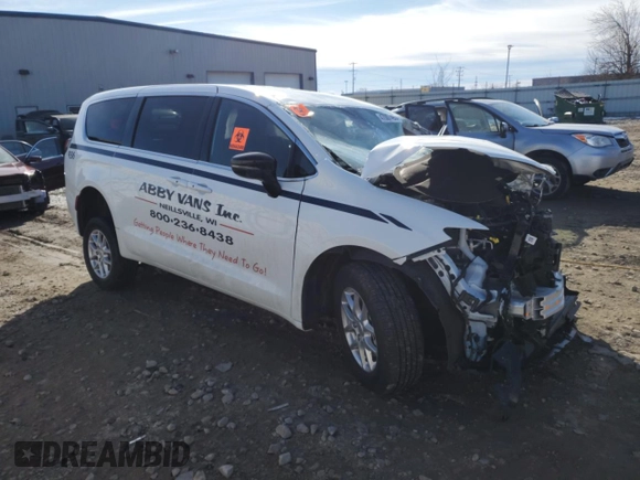 2024 Chrysler Pacifica Touring with VIN 2C4RC1FG3RR126350, listed as a Copart auction lot 47007495 with Not provided miles and Salvage title. Bid and sale history available at DreamBid. Image 4.