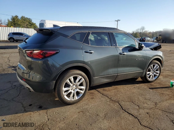 2019 Chevrolet Blazer with VIN 3GNKBHRS9KS589803, listed as a Copart auction lot 49777975 with 55,221 mi miles and Salvage Title. Bid and sale history available at carsss.com. Image 3.