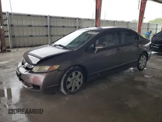 2009 Honda Civic LX z VIN 2HGFA16579H537135, wystawiony jako Copart lot #59498735 z przebiegiem 134 122 mil mil oraz Szkoda całkowita • Salvage title. Historia ofert i sprzedaży dostępna na DreamBid. Obrazek 1.