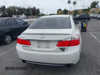 2014 Honda Accord Sedan Sport with VIN 1HGCR2F54EA068869, listed as a IAAI auction lot 42060938 with 193,522 mi miles. Bid and sale history available at carsss.com. Image 17.
