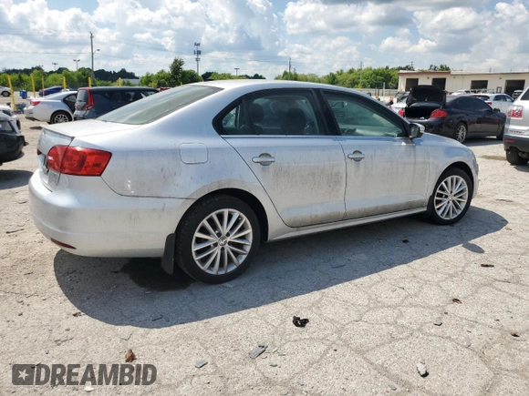 2013 Volkswagen Jetta TDI w/Premium with VIN 3VWLL7AJ4DM385387, listed as a Copart auction lot 63132695 with 132,468 mi miles and Clean title. Bid and sale history available at DreamBid. Image 3.
