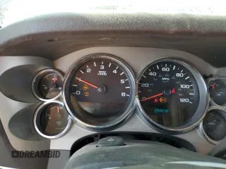 2011 Chevrolet Silverado 1500 LT with VIN 1GCRKSE37BZ422989, listed as a Copart auction lot 49073345 with 198,668 mi miles and Salvage Title. Bid and sale history available at DreamBid. Image 9.