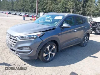 2016 Hyundai Tucson Limited with VIN KM8J33A26GU137391, listed as a IAAI auction lot 42088662 with 72,048 mi miles. Bid and sale history available at carsss.com. Image 18.