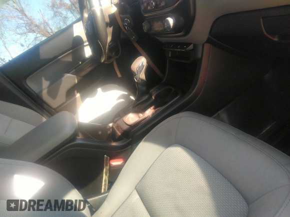 2022 Chevrolet Colorado 2WD Work Truck with VIN 1GCGSBEN4N1147688, listed as a IAAI auction lot 40993608 with 129,023 mi miles and . Bid and sale history available at DreamBid. Image 5.