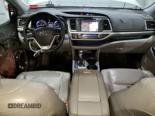 2019 Toyota Highlander Hybrid Limited with VIN 5TDDGRFH2KS059386, listed as a Copart auction lot 60531725 with 97,205 mi miles and Salvage title. Bid and sale history available at DreamBid. Image 8.
