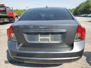 2008 Volvo S40 2.4L z VIN YV1MS382282382674, wystawiony jako Copart lot #55022625 z przebiegiem 116 132 mil mil oraz Szkoda całkowita • Salvage title. Historia ofert i sprzedaży dostępna na DreamBid. Obrazek 6.