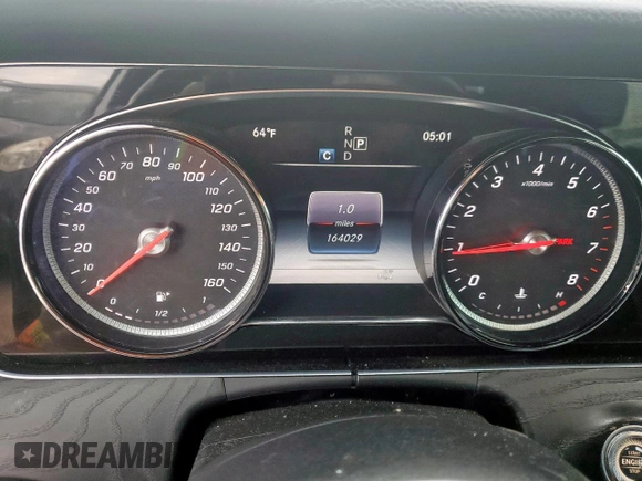 2017 Mercedes-Benz E 300 Luxury with VIN WDDZF4KB5HA255220, listed as a Copart auction lot 55328075 with 164,029 mi miles and Clean Title. Bid and sale history available at DreamBid. Image 9.