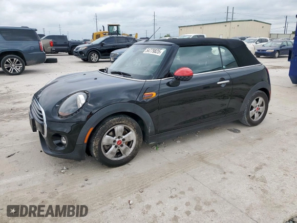 2019 MINI Convertible Cooper с VIN WMWWG5C5XK3E22725, выставлен на аукционе Copart как лот 54779825 с пробегом 43 586 миль миль и Списание • Salvage title. История ставок и продаж доступна на DreamBid. Изображение 1.