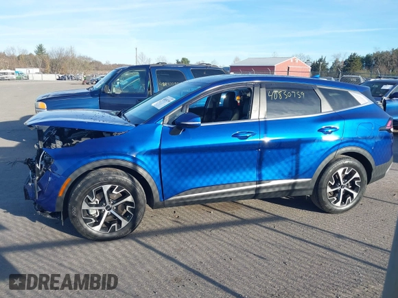 2023 Kia Sportage EX z VIN 5XYK33AF7PG043842, wystawiony jako IAAI lot #40850759 z przebiegiem 35 698 mil mil oraz . Historia ofert i sprzedaży dostępna na DreamBid. Obrazek 14.