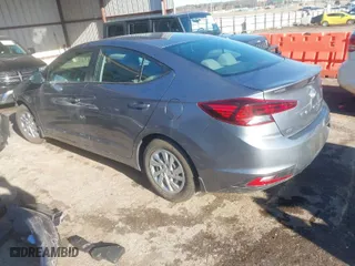 2019 Hyundai Elantra SE with VIN KMHD74LF8KU881655, listed as a IAAI auction lot 41725831 with 15,896 mi miles. Bid and sale history available at carsss.com. Image 3.