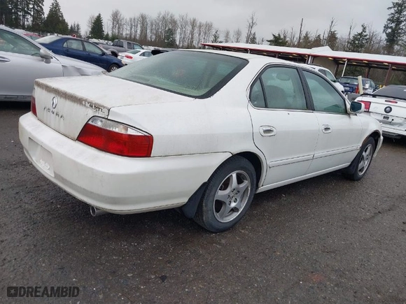 2002 Acura TL with VIN 19UUA56612A031389, listed as a IAAI auction lot 41671430 with 180161 miles. Bid and sale history available at carsss.com. Image 4.