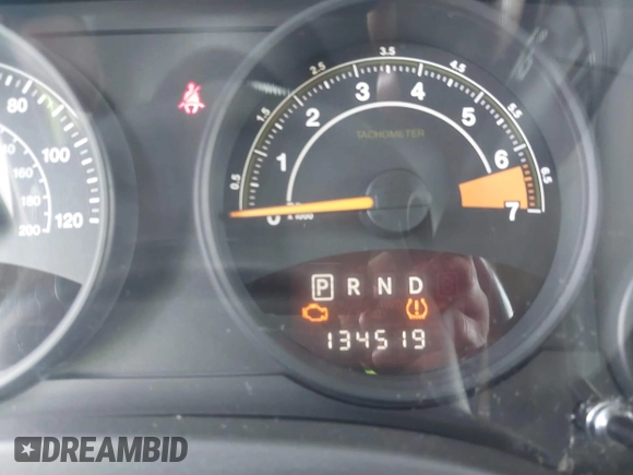 2014 Jeep Patriot High Altitude z VIN 1C4NJPFA9ED763968, wystawiony jako IAAI lot #42604911 z przebiegiem 134 519 mil mil oraz . Historia ofert i sprzedaży dostępna na DreamBid. Obrazek 7.