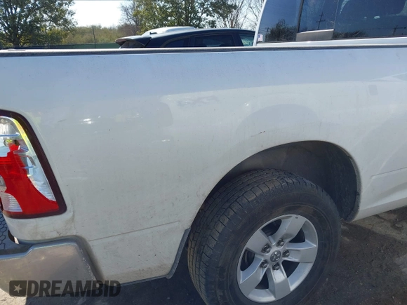 2019 Ram 1500 Classic Warlock with VIN 1C6RR6GT4KS730671, listed as a IAAI auction lot 41646298 with 164,583 mi miles. Bid and sale history available at carsss.com. Image 4.