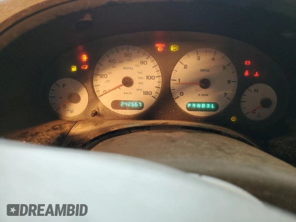 2003 Dodge Caravan Sport with VIN 2D4GP44L73R101409, listed as a Copart auction lot 51632205 with 242,567 mi miles and Salvage Title. Bid and sale history available at DreamBid. Image 9.