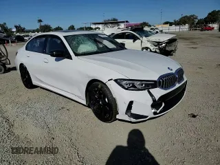 2025 BMW 3 Series 330i with VIN 3MW69CW08S8F09459, listed as a Copart auction lot 41523005 with 520 mi miles and Salvage Title. Bid and sale history available at carsss.com. Image 10.