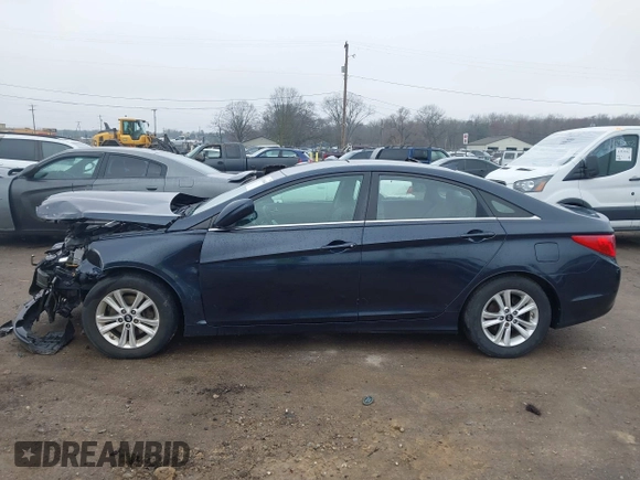 2013 Hyundai Sonata GLS with VIN 5NPEB4AC7DH746857, listed as a IAAI auction lot 41996644 with 134,049 mi miles and . Bid and sale history available at DreamBid. Image 14.
