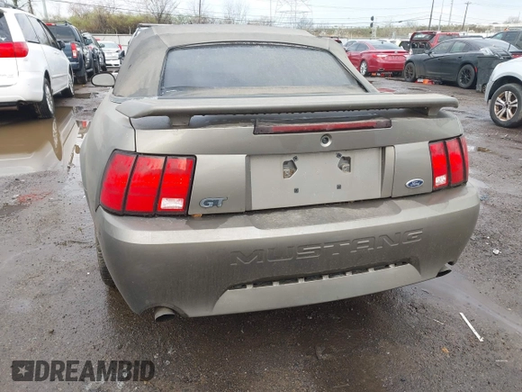 2002 Ford Mustang GT Deluxe z VIN 1FAFP45X32F169177, wystawiony jako IAAI lot #41880690 z przebiegiem 107 284 mil mil oraz . Historia ofert i sprzedaży dostępna na DreamBid. Obrazek 6.