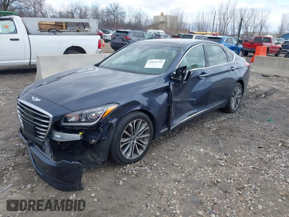 2015 Hyundai Genesis 3.8L with VIN KMHGN4JE4FU093636, listed as a IAAI auction lot 42021732 with 130,512 mi miles. Bid and sale history available at carsss.com. Image 6.