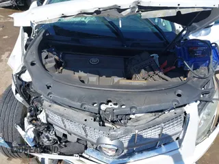 2014 Cadillac SRX Performance Collection with VIN 3GYFNCE38ES675508, listed as a IAAI auction lot 41969292 with 147,534 mi miles and . Bid and sale history available at DreamBid. Image 10.