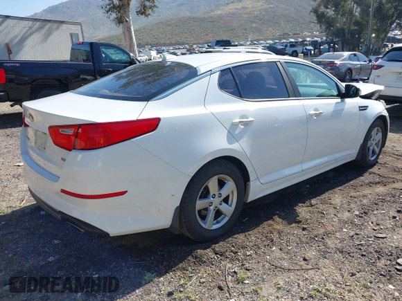 2015 Kia Optima LX with VIN 5XXGM4A76FG456677, listed as a IAAI auction lot 41976831 with 138,008 mi miles. Bid and sale history available at carsss.com. Image 4.