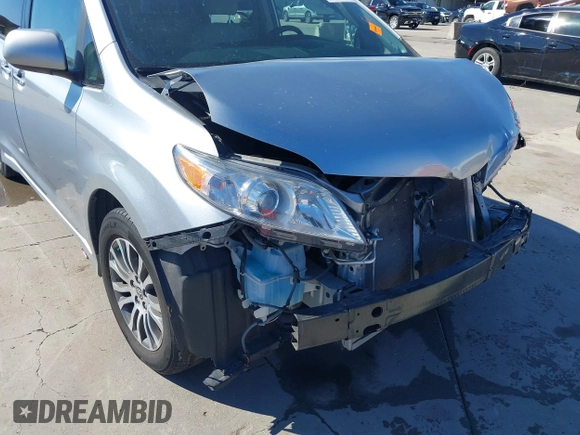 2020 Toyota Sienna XLE Auto Access Seat with VIN 5TDYZ3DCXLS075269, listed as a IAAI auction lot 40797351 with 49,562 mi miles and . Bid and sale history available at DreamBid. Image 6.