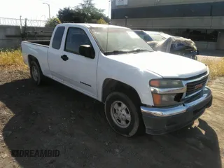 2004 GMC Canyon SLE Z85 with VIN 1GTCS196748115402, listed as a IAAI auction lot 41935583 with 172,093 mi miles. Bid and sale history available at carsss.com. Image 1.