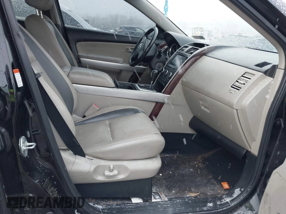 2008 Mazda CX-9 Grand Touring with VIN JM3TB38V680138590, listed as a IAAI auction lot 41344903 with 176,500 mi miles. Bid and sale history available at carsss.com. Image 5.
