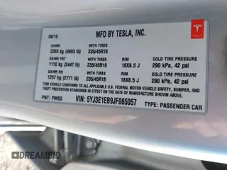 2018 Tesla Model 3 Long Range Battery with VIN 5YJ3E1EB9JF065057, listed as a IAAI auction lot 41863903 with 54,584 mi miles and . Bid and sale history available at DreamBid. Image 9.