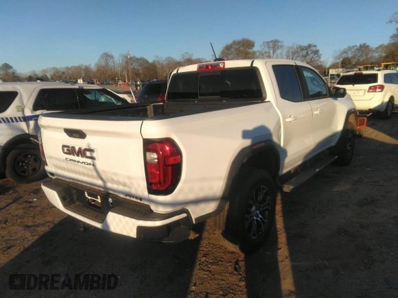 2023 GMC Canyon 4WD AT4 with VIN 1GTP6DEK0P1260420, listed as a IAAI auction lot 41864560 with 1 mi miles. Bid and sale history available at carsss.com. Image 4.