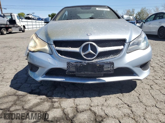 2014 Mercedes-Benz E 350 with VIN WDDKK5KF3EF244172, listed as a Copart auction lot 49209715 with 61,163 mi miles and Salvage Title. Bid and sale history available at DreamBid. Image 5.