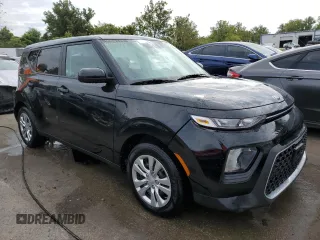 2020 Kia Soul X-Line with VIN KNDJ23AU2L7714581, listed as a Copart auction lot 69775674 with 17,639 mi miles and Salvage Title. Bid and sale history available at carsss.com. Image 4.