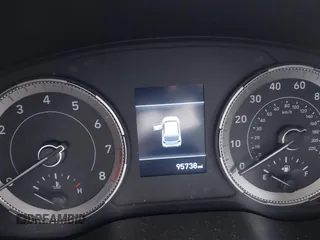 2022 Hyundai Venue SEL with VIN KMHRC8A38NU132294, listed as a IAAI auction lot 42254532 with 95,738 mi miles and . Bid and sale history available at DreamBid. Image 15.