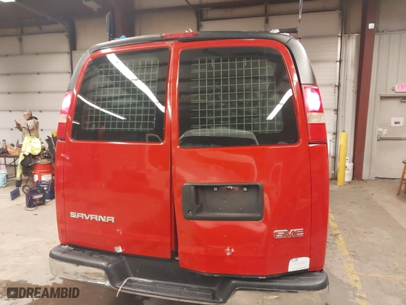2009 GMC Savana Cargo Van with VIN 1GTGG25C191103217, listed as a IAAI auction lot 41363489 with 262,704 mi miles. Bid and sale history available at carsss.com. Image 16.