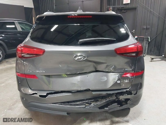 2020 Hyundai Tucson Value with VIN KM8J3CA45LU136535, listed as a IAAI auction lot 41684819 with 39,760 mi miles. Bid and sale history available at carsss.com. Image 16.