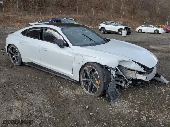 2024 Audi RS e-tron GT with VIN WAUBHBFW7R7901666, listed as a Copart auction lot 86443564 with 0 mi miles and Salvage Title. Bid and sale history available at carsss.com. Image 4.