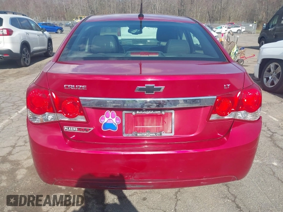 2014 Chevrolet Cruze 2LT z VIN 1G1PE5SB6E7450500, wystawiony jako IAAI lot #41977117 z przebiegiem 102 037 mil mil oraz . Historia ofert i sprzedaży dostępna na DreamBid. Obrazek 17.