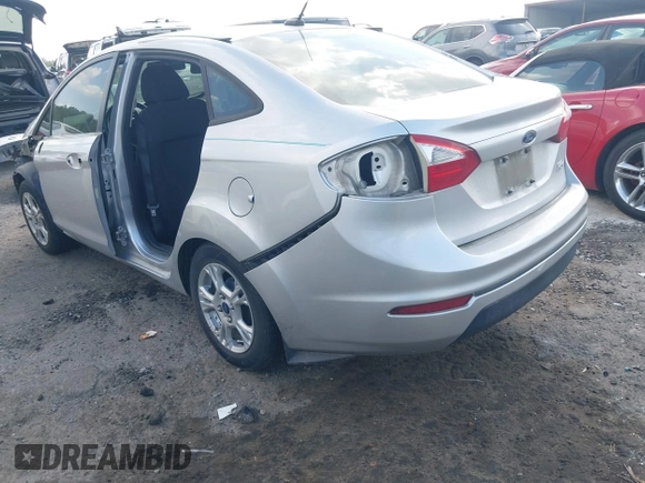 2014 Ford Fiesta SE with VIN 3FADP4BJXEM153408, listed as a IAAI auction lot 41972477 with 197,334 mi miles. Bid and sale history available at carsss.com. Image 3.