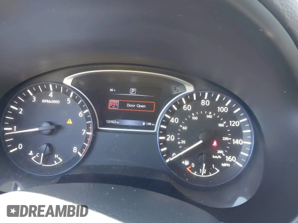 2016 Nissan Altima SR with VIN 1N4AL3AP1GC285363, listed as a IAAI auction lot 41754598 with 121,923 mi miles and . Bid and sale history available at carsss.com. Image 7.