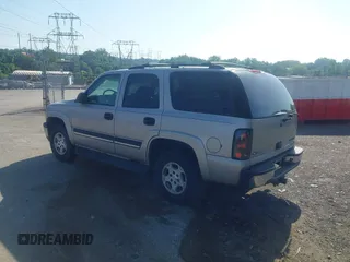 2005 Chevrolet Tahoe LT with VIN 1GNEK13T05R150003, listed as a IAAI auction lot 42581039 with 110,336 mi miles and . Bid and sale history available at DreamBid. Image 3.