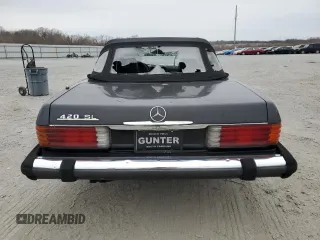 1985 Mercedes-Benz 380 z VIN WDBBA45C3FA030353, wystawiony jako Copart lot #48373455 z przebiegiem 97 471 mil mil oraz Nie do naprawy. Historia ofert i sprzedaży dostępna na DreamBid. Obrazek 6.