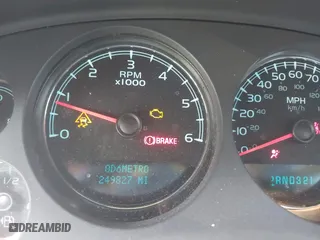 2008 Chevrolet Avalanche LT w/3LT with VIN 3GNEC12008G113297, listed as a IAAI auction lot 41849301 with 249,827 mi miles. Bid and sale history available at carsss.com. Image 7.