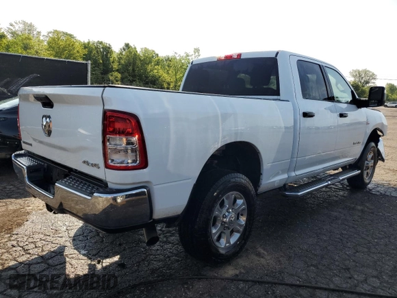 2024 Ram 2500 Big Horn z VIN 3C6UR5DL4RG244839, wystawiony jako Copart lot #61652285 z przebiegiem 36 450 mil mil oraz Czysty tytuł • Clean title. Historia ofert i sprzedaży dostępna na DreamBid. Obrazek 3.