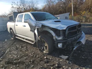 2018 Ram 1500 Sport z VIN 1C6RR7MT8JS125030, wystawiony jako Copart lot #82234574 z przebiegiem 125 504 mil mil oraz Szkoda całkowita • Salvage title. Historia ofert i sprzedaży dostępna na DreamBid. Obrazek 4.