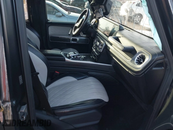 2020 Mercedes-Benz G 550 with VIN WDCYC6BJXLX337574, listed as a IAAI auction lot 41622640 with 44,863 mi miles and . Bid and sale history available at DreamBid. Image 5.